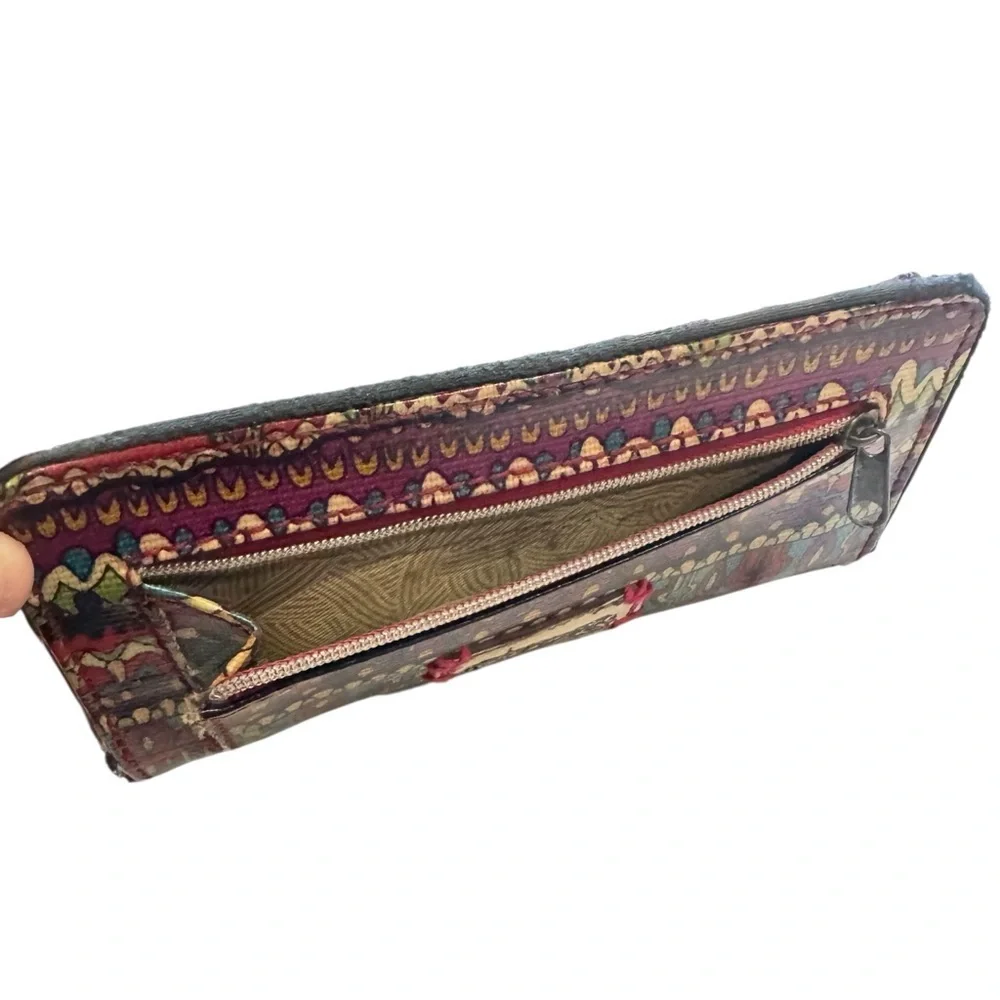 PREOWNED-SAKROOTS SLIM ELEPHANT Wallet-11 CC Slots-4 Full Dollar~Zip Coin-Snap